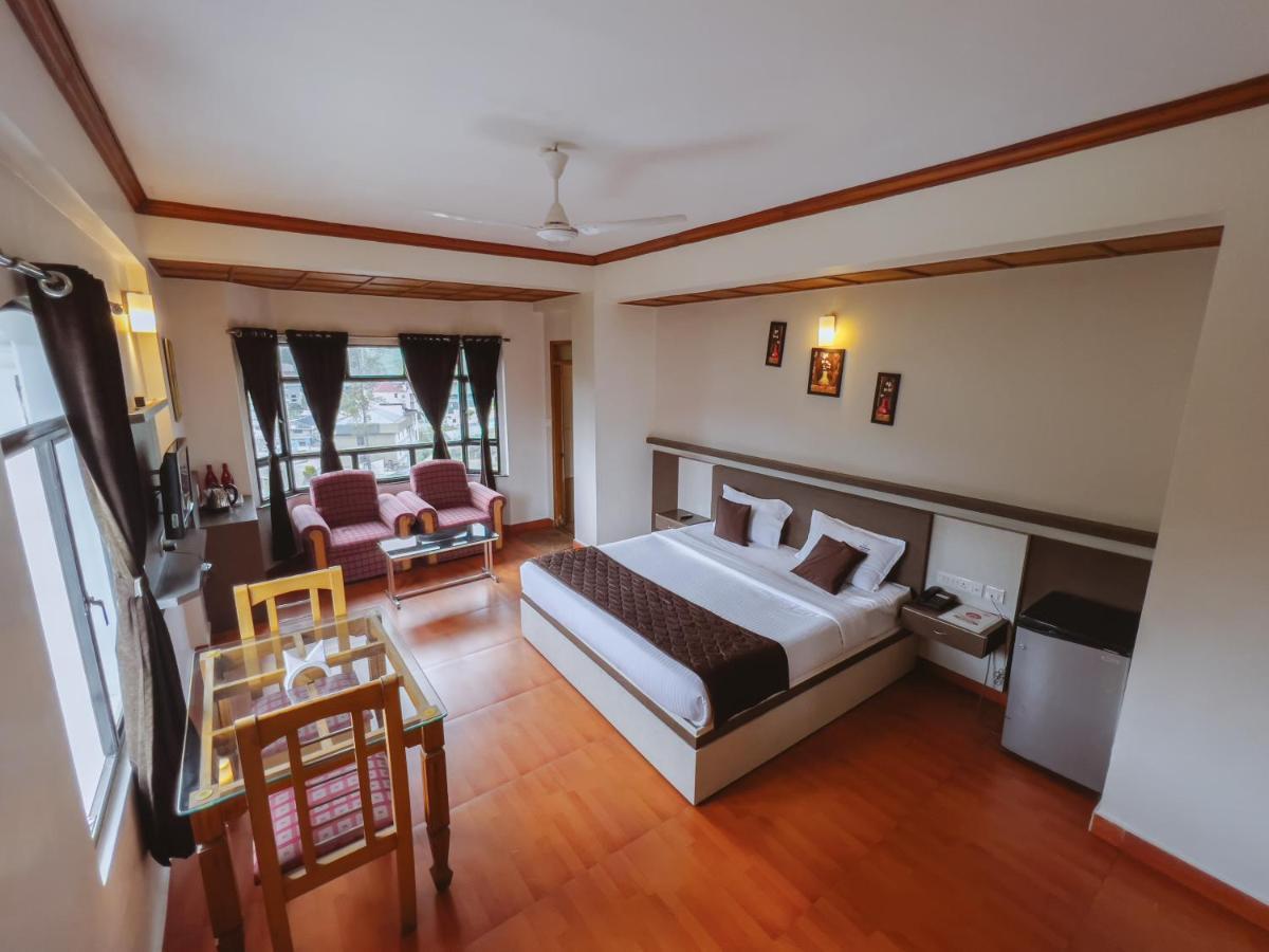 Munnar Castle Ξενοδοχείο Εξωτερικό φωτογραφία